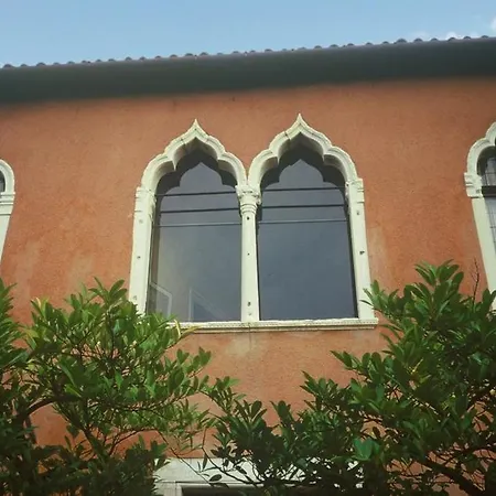 San Giovanni Villa *